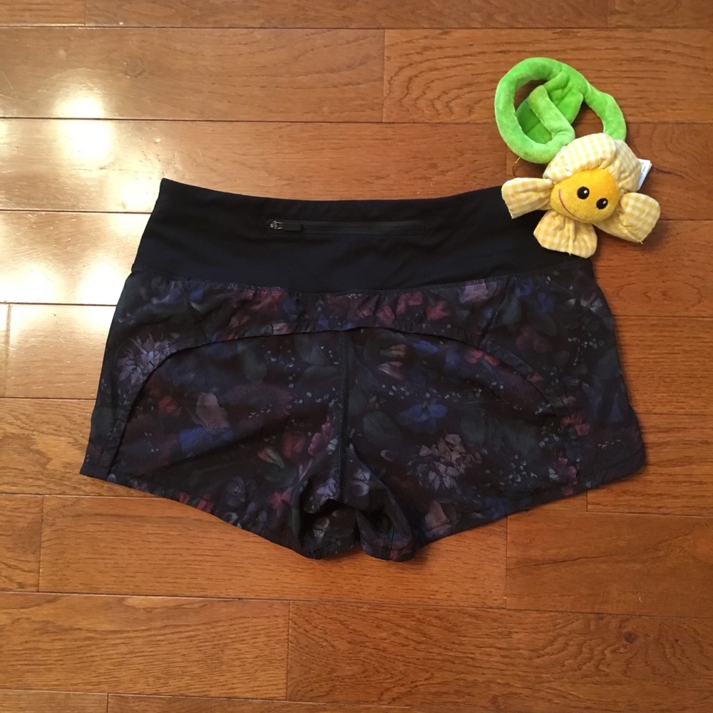 💕Lululemon Run Times Short ll-Frozen Flour… - Picture 8 of 12